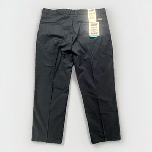 NWT- Dickies Men’s Relaxed Fit Straight Leg Flex Navy Blue Work Pant 38X30